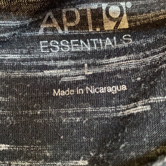 Women’s Apt 9 Top size Large - Picture 2 of 3